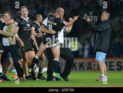 Hull FC Danny Houghton feiert nach ihrem Sieg in der Ladbrokes Challenge Cup, Halbfinale im Keepmoat Stadium Doncaster. Stockfoto