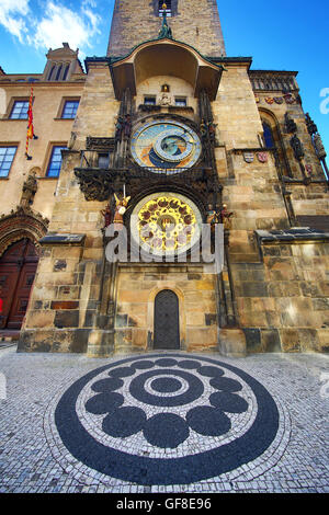 Die Orloj oder die astronomische Uhr am Altstädter Rathaus am Altstädter Ring in Prag, Tschechische Republik Stockfoto