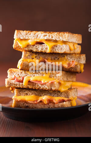 Gegrillter Käse und Speck sandwich Stockfoto