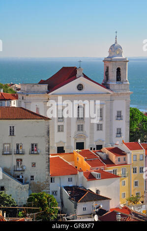 Sao Miguel-Kirche in Alfama, Lissabon, Portugal Stockfoto