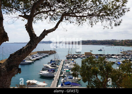 Blick auf die Marina von Cabo Roig, Costa Blanca, Spanien Stockfoto