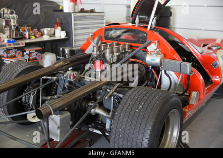 Silverstone, Towcester, UK, 30. Juli 2016, In die Pitts bei der Silverstone Classic 201 Credit: Keith Larby/Alamy Live News Stockfoto