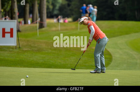 Woburn Golf Course, Milton Keynes, UK. 31. Juli 2016. Ricoh Womens Open Golf, letzte Runde. Mika Miyazato (Japan) putts auf dem 4.. Bildnachweis: Aktion Plus Sport/Alamy Live-Nachrichten Stockfoto