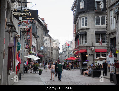 MONTREAL - 27. Mai 2016: Old Montreal ist der älteste Bereich in der Stadt von Montreal, Quebec, Kanada, mit ein paar Überreste bac Stockfoto