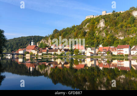 Kallmünz: Fluss Naab, St. Michael-Kirche, Burg Kallmünz, Deutschland, Bayern, Bayern, Oberpfalz, Oberpfalz Stockfoto