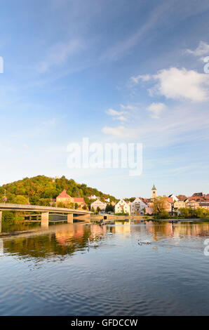 Burglengenfeld: Fluss Naab, Altstadt und Burg Burglengenfeld, Deutschland, Bayern, Bayern, Oberpfalz, obere Pfalz Stockfoto