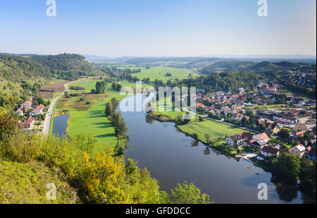 Kallmünz: Blick von der Burg Kallmünz an der Naab-Tal, Oberpfalz, Oberpfalz, Bayern, Bayern, Deutschland Stockfoto