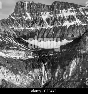 Mt Oberlin Schneeschmelze Square in schwarz / weiß Stockfoto