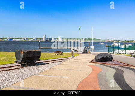 Eine Welsh Coal Mining Erbe anzeigen in Cardiff Bay, South Glamorgan, Wales, UK Stockfoto