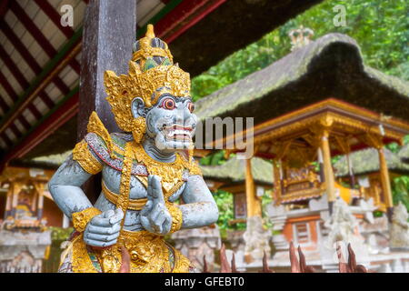 Gott Statue in Pura Gunung Kawi Tempel, Bali, Indonesien Stockfoto