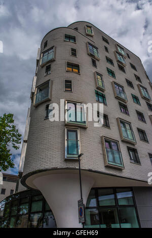 Mary Seacole House, Clapham High Street, ein Wahrzeichen £80m mischt verwenden Regeneration Schema für Bibliothek und Gesundheitszentrum. Stockfoto