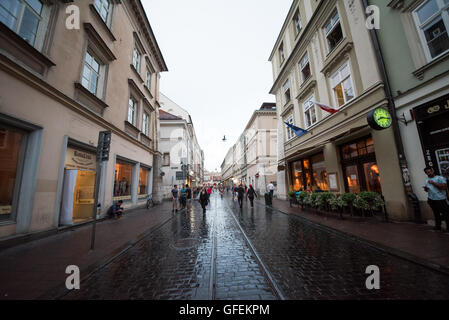 Krakau, Polen. 31. Juli 2016. Pilger aus Krakau nach Weltjugendtag endet Krakau 2016. Bildnachweis: Rok Rakun/Pacific Press/Alamy Live-Nachrichten Stockfoto