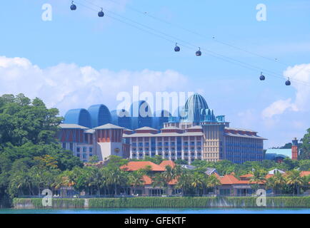 Resorts World Sentosa und Hard Rock Hotel in Singapur. Stockfoto