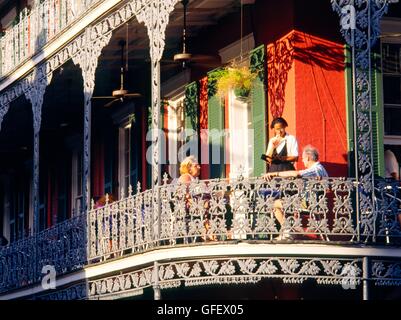 New Orleans. Die Royal Cafe Restaurant im Französischen Viertel Vieux Carre an der Ecke des Royal und Peter Straßen Louisiana USA Stockfoto