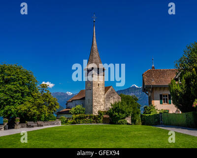Schloss Kirche Spiez, Thunersee, Berner Oberland, Bern, Schweiz, Europa Stockfoto