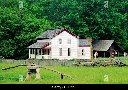 Die Gregg-Cable Haus in Cades Cove, Tennessee, USA. Historische Farm Museum für die Öffentlichkeit zugänglich Stockfoto