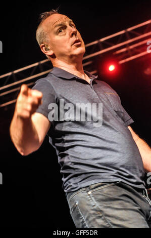 Greg Graffin auf der Bühne mit Bad Religion an o2 Academy Birmingham auf Staatsangehörige Sommertour, 19. Juni 2016 Stockfoto