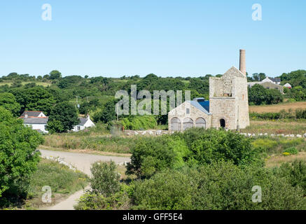 Alten Zinnmine bei Wheal beschäftigt in Cornwall, England, Vereinigtes Königreich Stockfoto