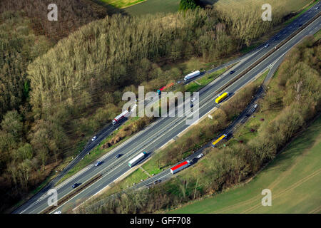 Luftaufnahme, Roost über Berger Busch Haus Reck, vierspurige A1 vor dem geplanten Ausbau zwischen Kamener Kreuz und Autobahn-Ausfahrt Stockfoto