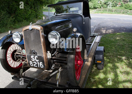 Auf einem Anhänger ein 1930er Jahren Rädern drei BSA Licht Auto Stockfoto
