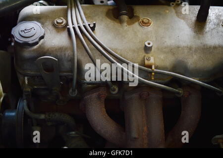 Alten schmutzigen Automotor Stockfoto