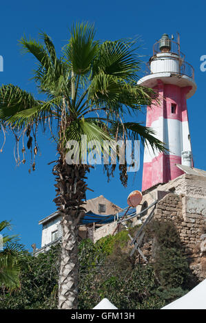 Israel: Jaffa Licht der Jaffa-Leuchtturm von französischen Ingenieure im Jahr 1865 erbaut und liegt auf einem Hügel oberhalb des alten Hafens von Jaffa Stockfoto