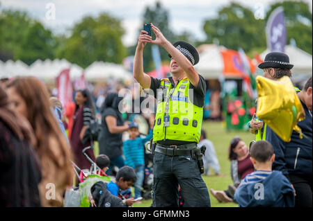 Birmingham, Vereinigtes Königreich. 31. Juli 2016. Großen Johns Birmingham Mela 2016 feiert die Vielfalt der asiatischen Gemeinschaft mit über 40.000 Besuchern ist es eines der größten asiatischen Ereignisse des Jahres Credit: David Holbrook/Alamy Live News Stockfoto