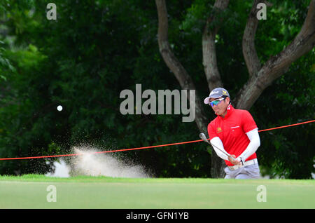 Chonburi, Thailand. 31. Juli 2016. Sataya Supuramai Thailand Spieler im Kings Cup 2016 um Phoenix Gold Golf & Country Club Pattaya am 31. Juli 2016 in Chonburi, Thailand. Bildnachweis: Chatchai Somwat/Alamy Live-Nachrichten Stockfoto