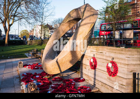 Kriegerdenkmal, Islington Green, London, England, Großbritannien Stockfoto