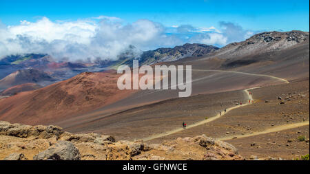 Wanderer auf die Sliding Sands im Haleakala National Park Stockfoto