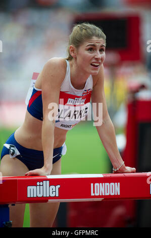 LONDON, ENGLAND - 22 Juli: Rosie Clarke Frauen 3000 m Hindernislauf Tag zwei der Muller Jubiläumsspiele im Stadion - Que Stockfoto