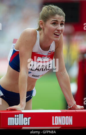 LONDON, ENGLAND - 22 Juli: Rosie Clarke Frauen 3000 m Hindernislauf Tag zwei der Muller Jubiläumsspiele im Stadion - Que Stockfoto