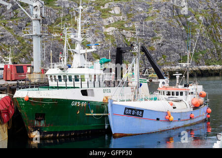 Traditionelle Fischerboote im Atlantik Hafen Port 2016 angedockt. Nuuk (Godthab) Sermersooq südwestliche Grönland Stockfoto