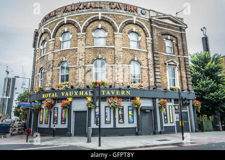 Exterieur des ikonischen Homosexuell Pub der Royal Vauxhall Tavern in Lambeth, London, SE1. Stockfoto