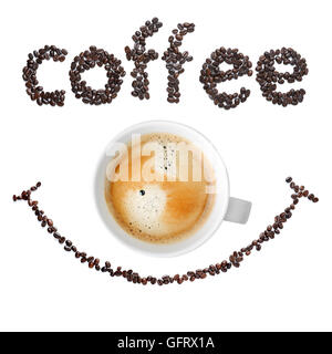 Kaffeebohnen mit Kaffeetasse ist Lächeln Stockfoto