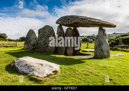 Rhonddatal Ifan Bestattung Kammer in der Nähe von Newport, Pembrokeshire, Wales Stockfoto