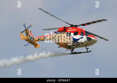 Berlin/Deutschland 8. Juni 2008: Sarang Hubschrauber Team am Flughafen Berlin. Stockfoto