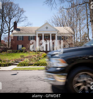 2016 März 18 USA, New York, Queens. Kindheit Zuhause von Donald Trump republikanischen Präsidentschaftskandidaten Kandidat. Stockfoto