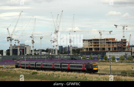 Gesamtansicht der Bau arbeitet im Gange auf dem Gelände des neuen Papworth Herzklinik im Wissenschaftspark Addenbrookes Hospital in Cambridge. Stockfoto