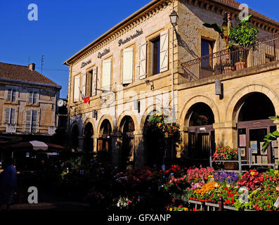 Liberte Egalite Fraternite oder Rathaus Prayssac in der Region Le Lot in Frankreich Stockfoto