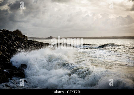 Gewaltige Stürme Teig Mousehole in Cornwall Stockfoto