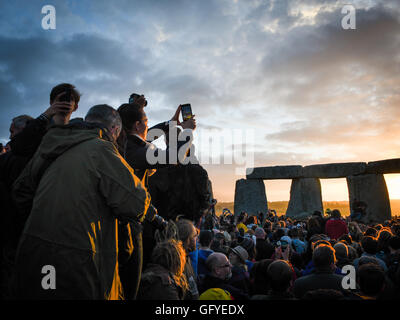 Sommer-Sonnenwende 2016 in Stonehenge, uk Stockfoto