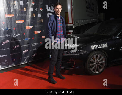 Köln, Deutschland. 1. August 2016. Britischer Schauspieler Nicholas Hoult abgebildet bei der Premiere des Films Collide in Köln, Deutschland, 1. August 2016. Der Film beginnt am 04.08.2016. Foto: Henning Kaiser/Dpa/Alamy Live News Stockfoto