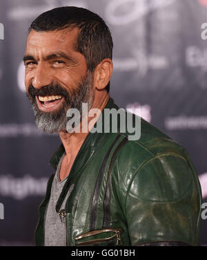 Köln, Deutschland. 1. August 2016. Deutsch-türkischer Schauspieler Erdal Yildiz im Bild bei der Premiere des Films Collide in Köln, Deutschland, 1. August 2016. Der Film beginnt am 04.08.2016. Foto: Henning Kaiser/Dpa/Alamy Live News Stockfoto