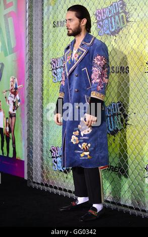 New York, NY, USA. 1. August 2016. Jared Leto im Ankunftsbereich für SUICIDE SQUAD Premiere, Beacon Theatre, New York, NY 1. August 2016. © Kristin Callahan/Everett Collection/Alamy Live-Nachrichten Stockfoto