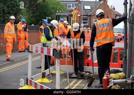 Netz-Schiene sind am Unfallort ein Brückeneinsturz in Grove Road Barrow auf steigen die Bahnlinie ist derzeit geschlossen, Dienste unterbrechen Stockfoto