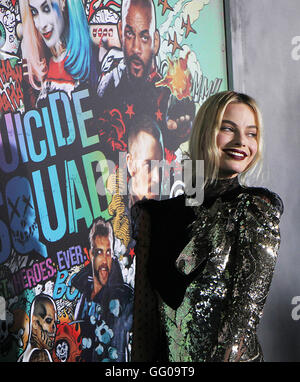 NEW YORK, NY-01. August: Margot Robbie bei Warner Bros. Bilder & DC, Atlas Entertainment präsentiert die Welt Premiere der Suicide Squad im Beacon Theatre in New York. NY 1. August 2016. Kredit: RW / MediaPunch Stockfoto