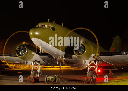 Douglas Dakota IV, KN353 im Elvington Air Museum Yorkshire, Stockfoto