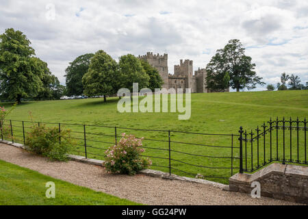 Einen malerischen Blick auf Raby Castle in Staindrop,Co.Durham Stockfoto