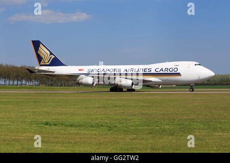 Amsterdam/Niederlande 9. April 2016: Boeing 747 Singaore Fluggesellschaft landet auf dem Flughafen Amsterdam Stockfoto